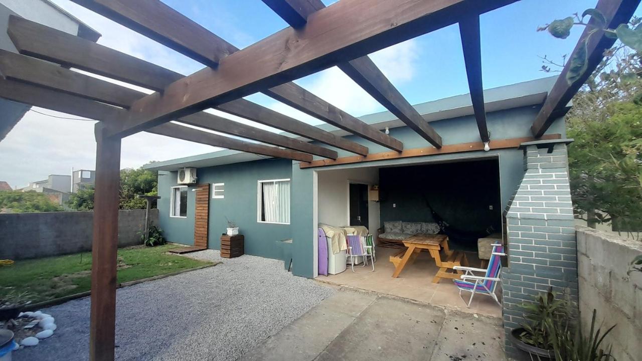 Itapiruba 250 m da Praia - Casa Secundária - Fundos - B&B