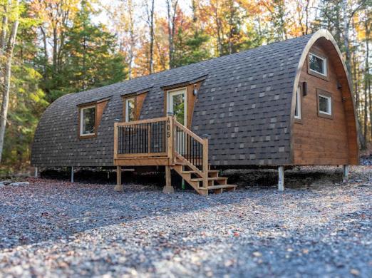 Le POD du Mont ADSTOCK Spa Golf Plein air - B&B Adstock