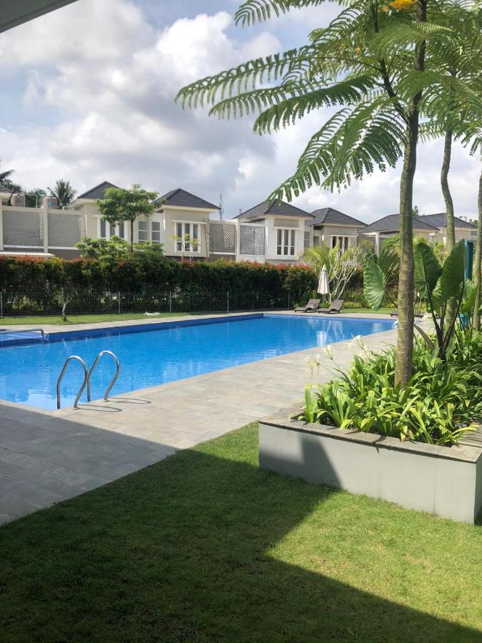 House of Luna Peaceful Villa Tengah Kota Pekanbaru - B&B Pekanbaru