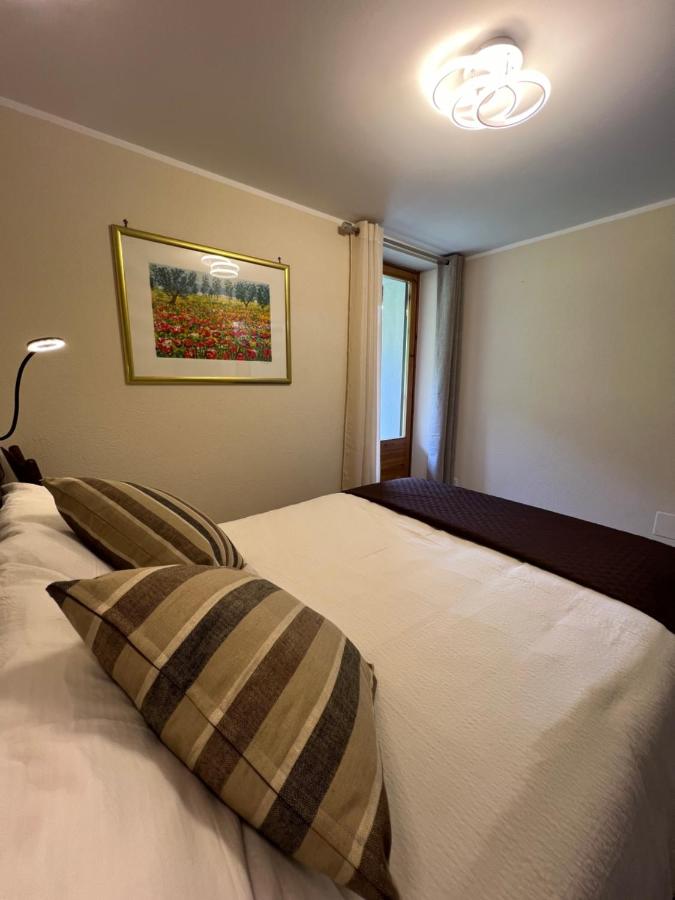 Three-Bedroom Deluxe Apartment