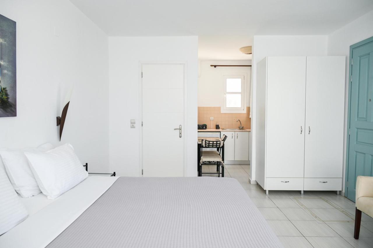 Studio with Side Sea View