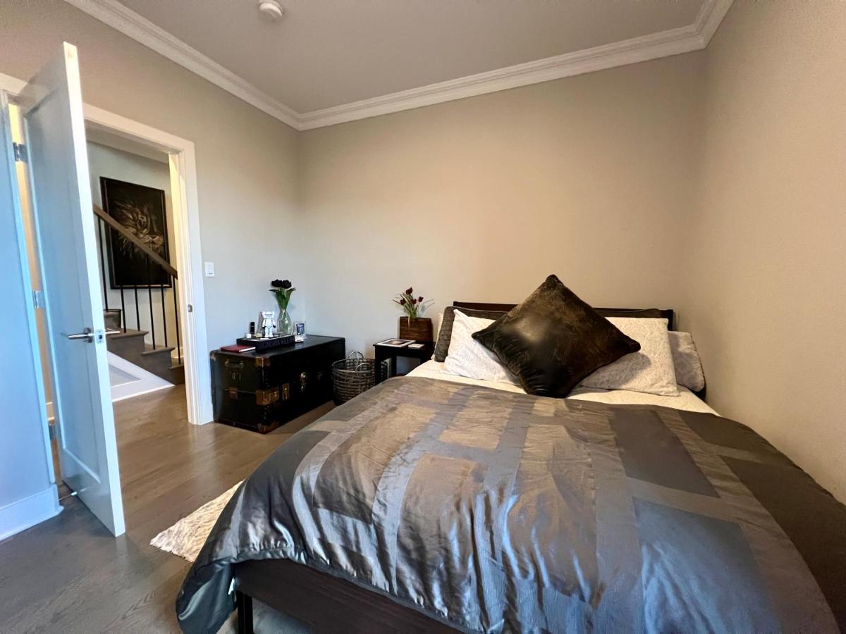 Two-Bedroom Apartment with City View