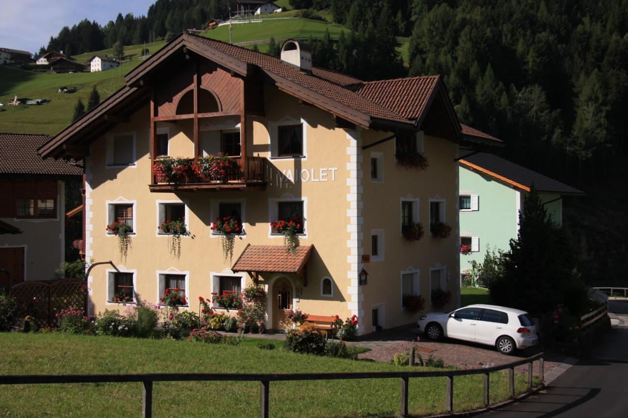 Apartments Vaiolet - B&B Santa Cristina Valgardena