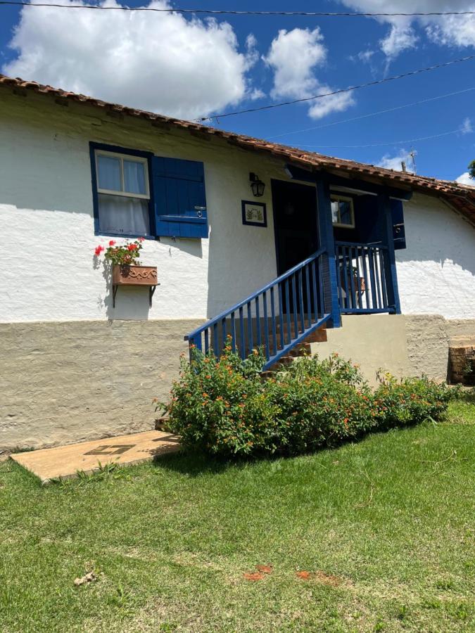 Pousada do Café - Chalés 3, 4, 5 e 6 - São Sebastião da Grama - B&B