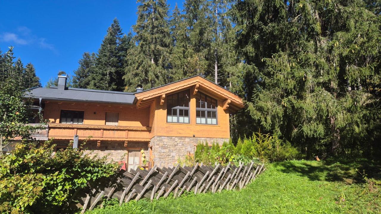 das historische MEIXNER am Rerobichl Bezirk Kitzbühel - Chambres d’hôtes Oberndorf in Tirol