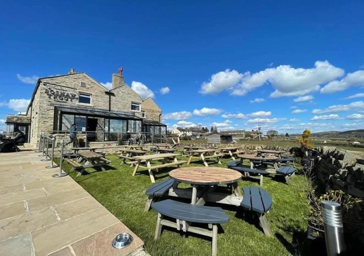 The Boshaw Trout - Ferienwohnung Holmfirth
