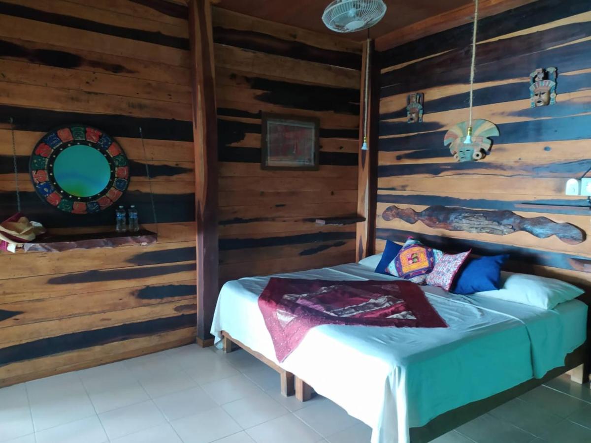 Cabañas Huay - B&B