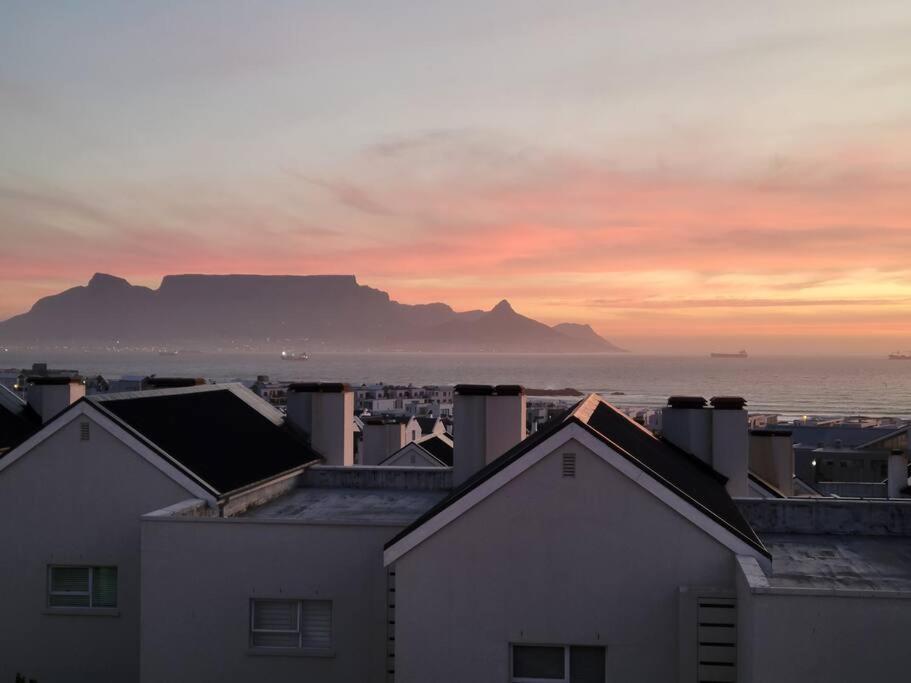 Apartment in Big Bay 3 Bedrooms - B&B