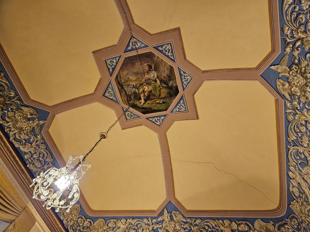 Diana's - Bed and Breakfast Catania