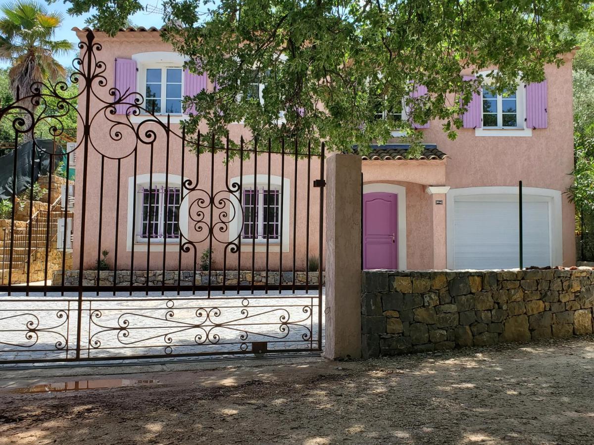 Villa 6 ch ,20 per, piscine chau - Bed and Breakfast Le Thoronet