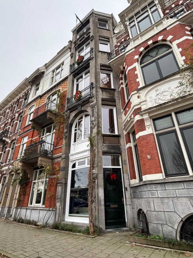 Lovely small apartment in 'De Pijp' - Bed and Breakfast Amsterdam