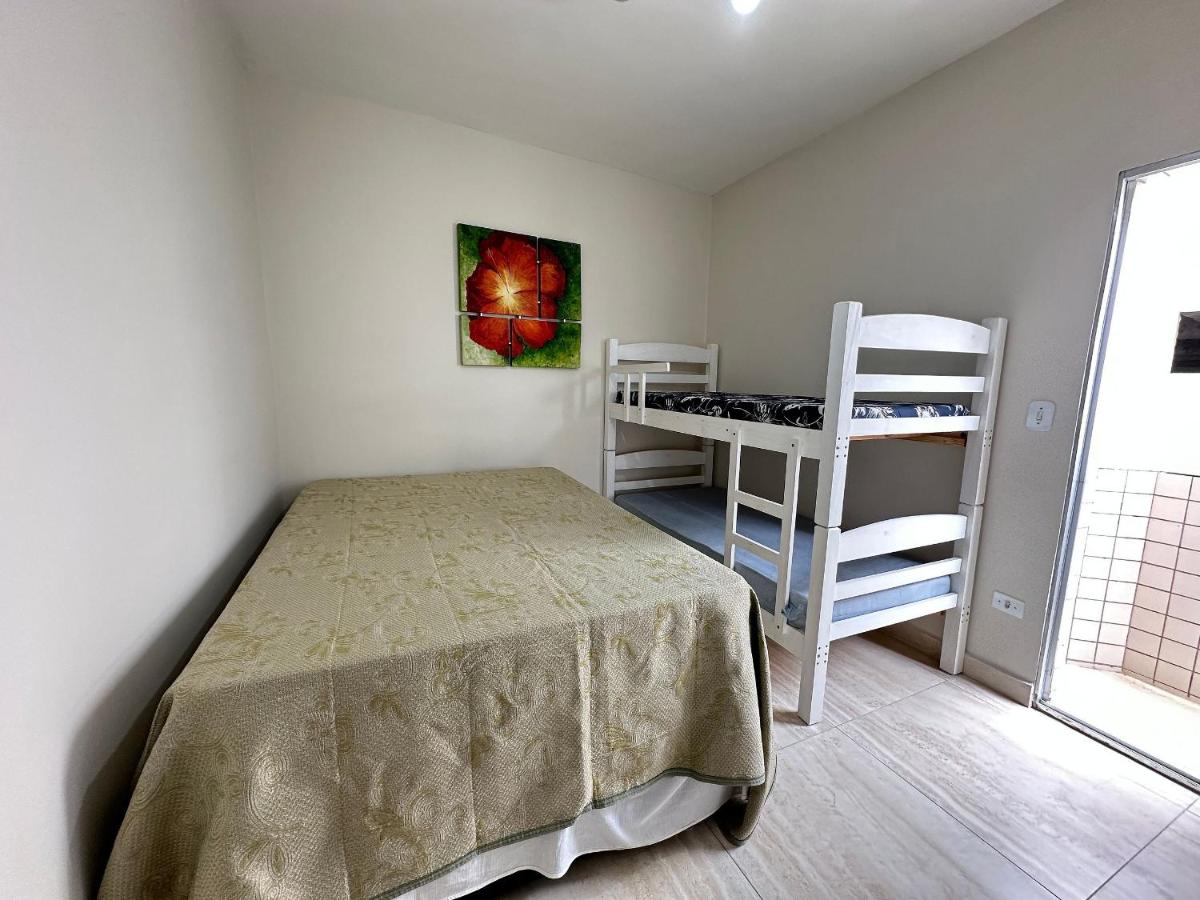 Conforto e praticidade a 3 quadras do mar! - B&B