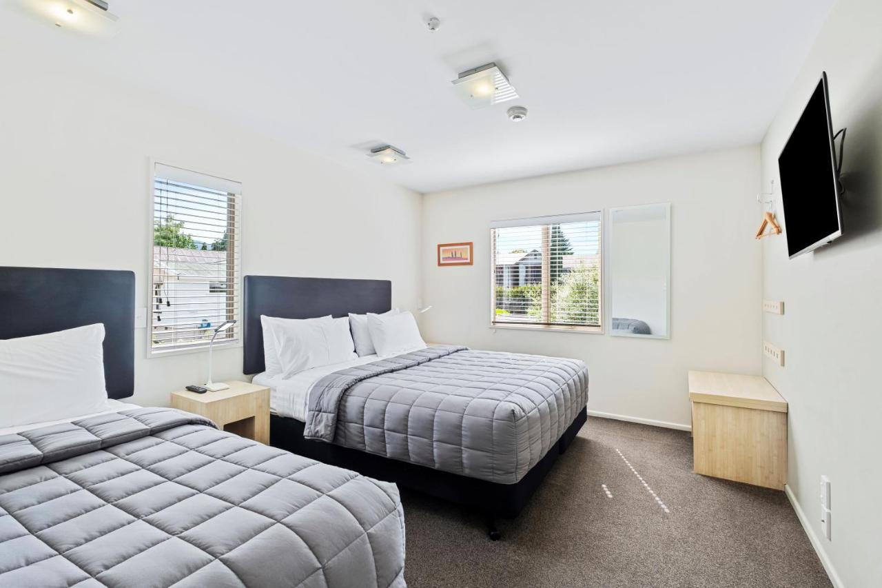 Two-Bedroom Suite