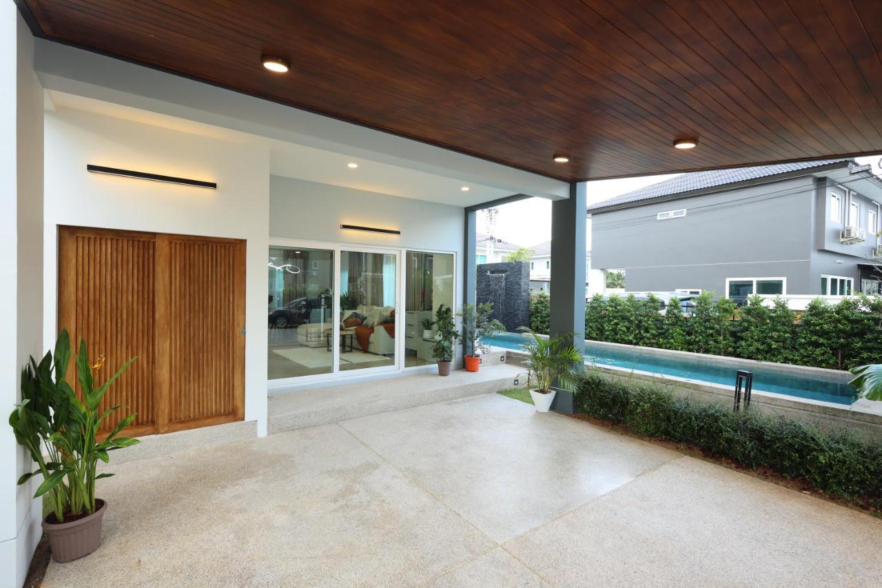 15min to Kata, 7min to closest beach - new pool villa - B&B