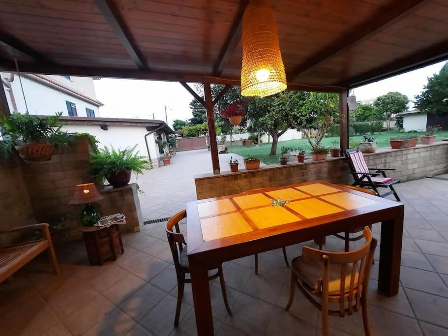 Casa DanteMini casa Fiera di Roma Piana Del SoleRm Fiumicino - Chambres d'hôtes Rome