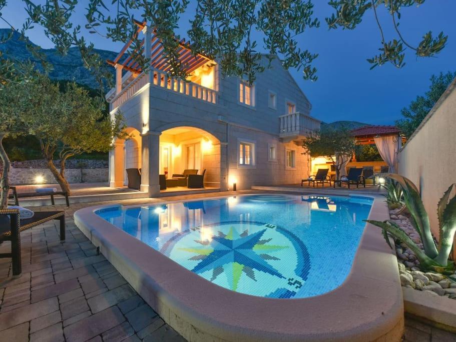 Villa Tomo - Makarska Exklusiv - B&B Makarska