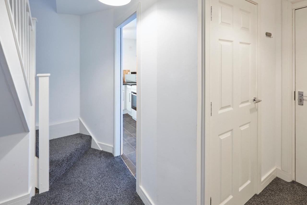 Beach Retreat Apt 11 in Skinningrove - B&B