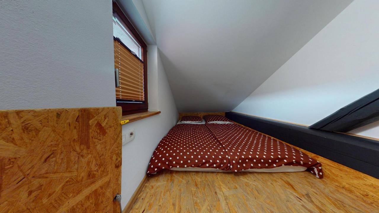 One-Bedroom Apartment with Terrace and Hot Tub