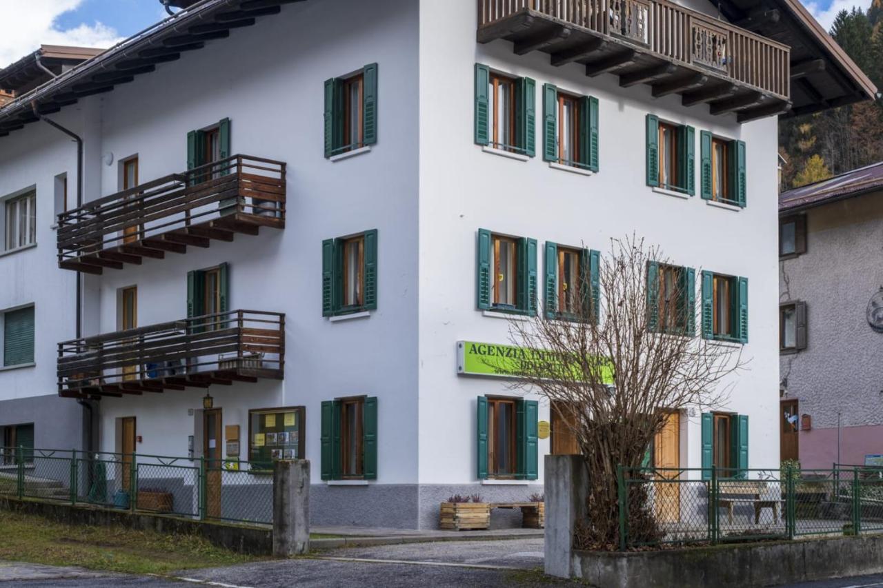 Appartamento con 1 Camera da Letto, Balcone e Vista Montagna