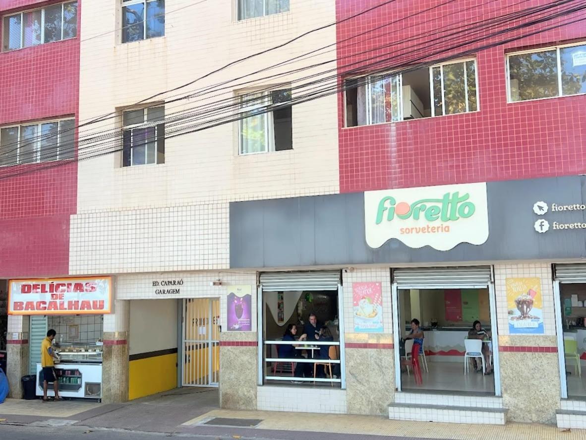 Apto quarto e sala na Praia das Castanheiras INão fornecemos roupas de cama e banhoI - Bed and Breakfast Guarapari
