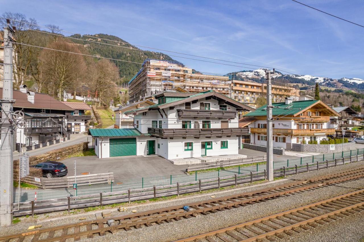 One-Bedroom Apartment with Balcony and Mountain View  