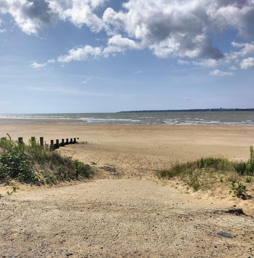 Maison à 50 M de la plage sous les pins - Ferienwohnung