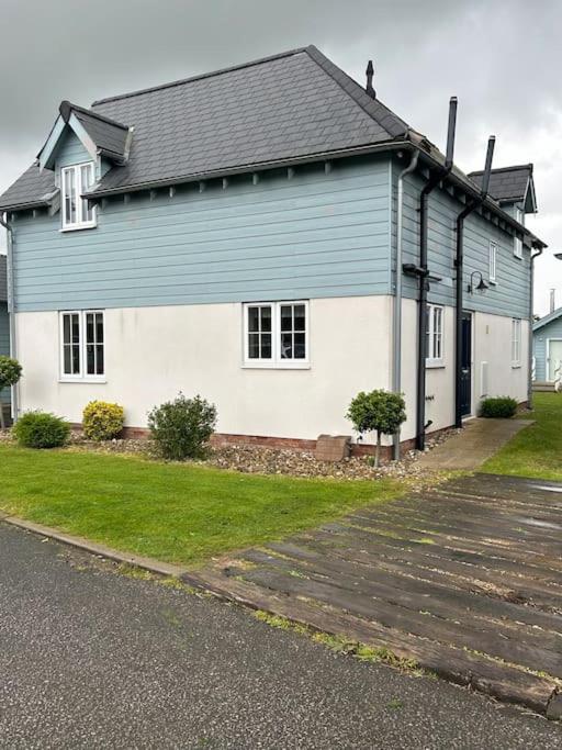 Neptune House at The Bay Filey by Home Sweet Holiday Homes - Chambres d’hôtes