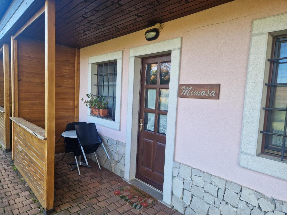 Deluxe Double Room (2 Adults + 1 Child)