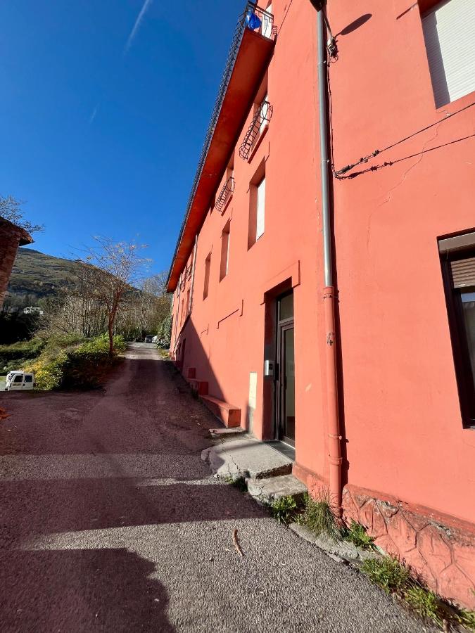 St Dominique - T2 Cosy avec parking - Ferienwohnung