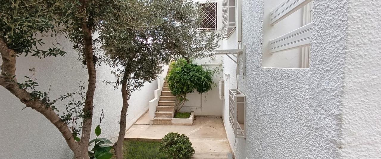 Private Pool Villa La Soukra Tunis 5 Bedrooms - B&B
