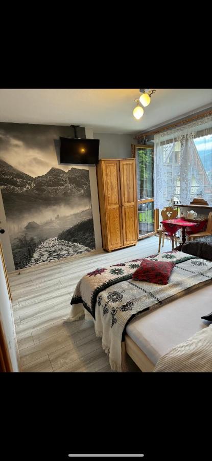 Chambre Triple avec Salle de Bains
