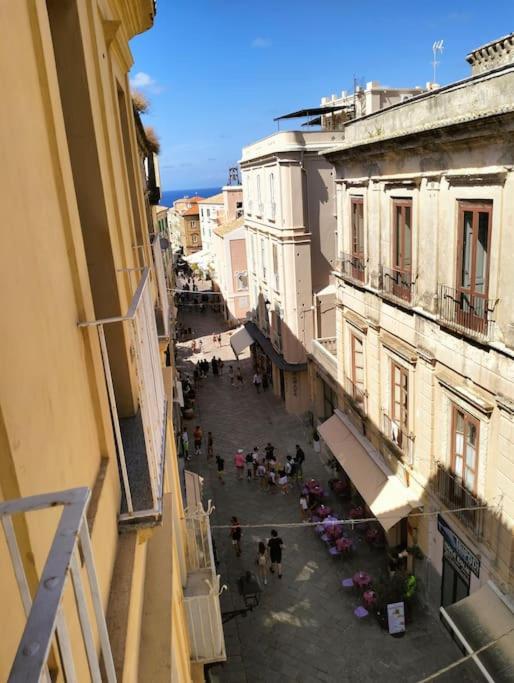 Casa Vacanza CALABRISELLA - Centro Storico di Tropea - Free Wi-Fi - Bed and Breakfast Tropea
