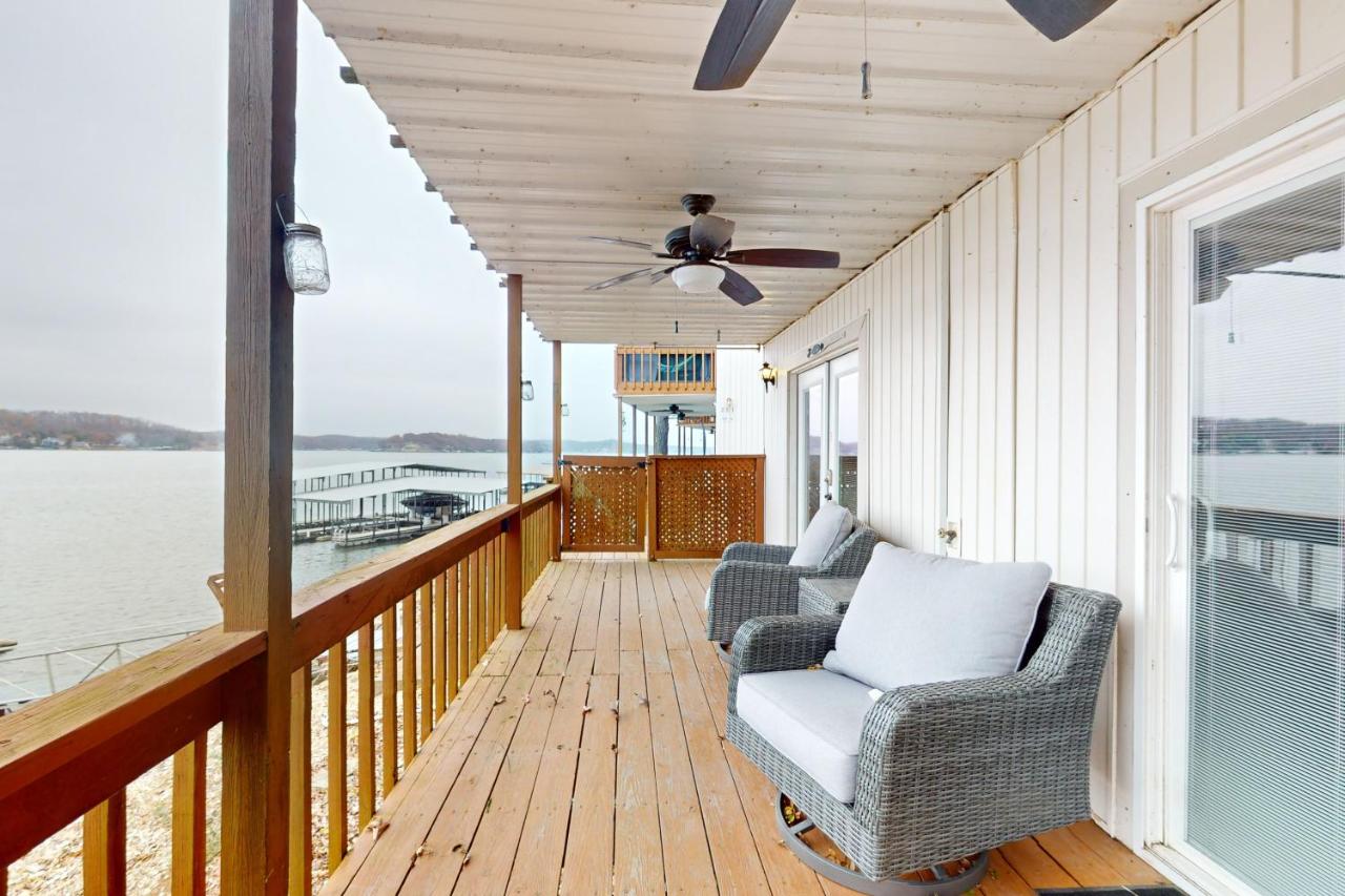Lake Front Lookout - B&B