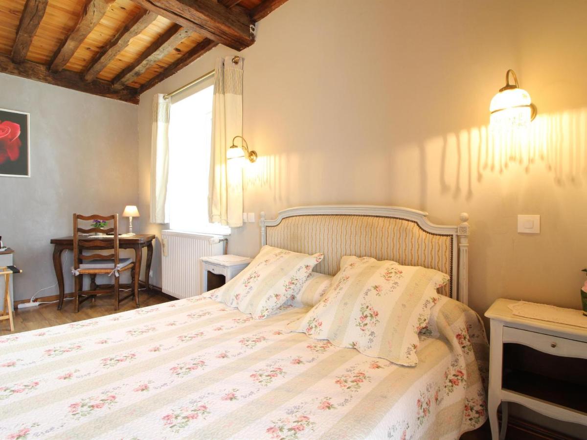 Maison historique avec chambres d'hôtes et parc clos à Choye - FR-1-583-293 - Chambres d’hôtes Choye