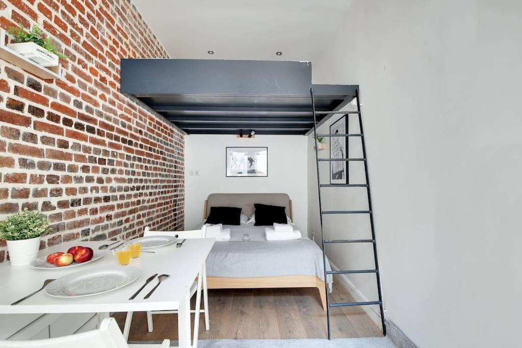 Studio paisible Paris 10ème - Canal St Martin - B&B Parigi