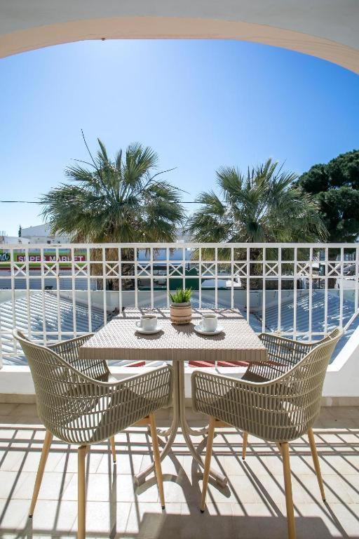 Lardos Sun View Apartments - B&B