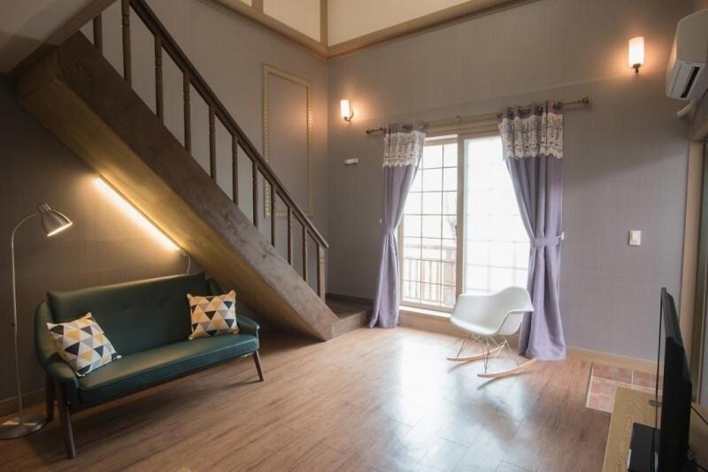 Double Room 5