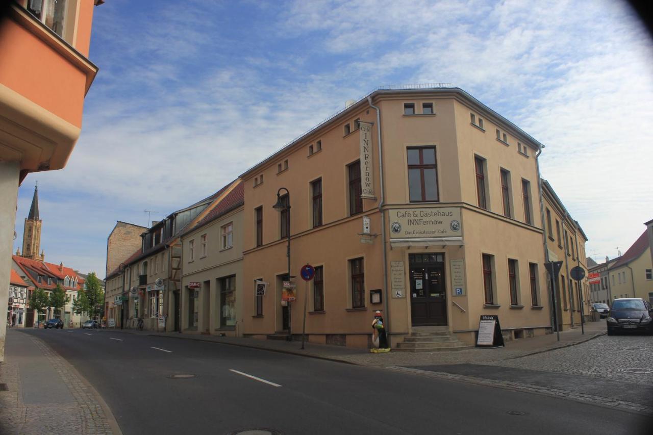 Gästehaus INNFernow - Chambres d’hôtes