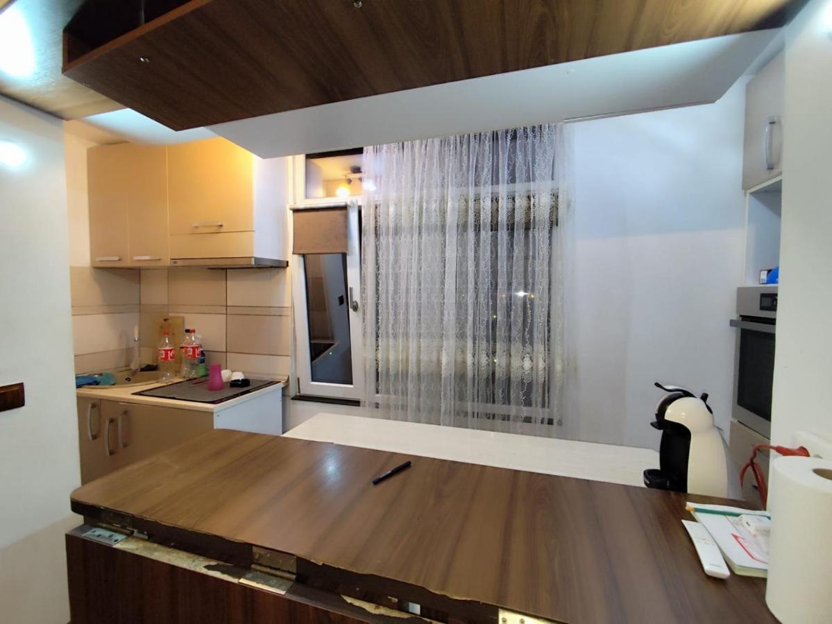 Apartament Home M - Ferienwohnung Drobeta Turnu Severin