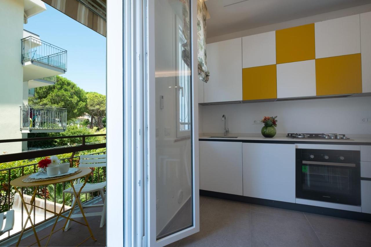 167 - Bellissimo bilocale al primo piano in centro a Marcelli, a 50 mt dal mare - SPIAGGIA inclusa nel prezzo - B&B