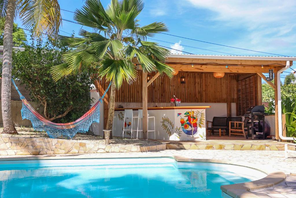 Villa Nirvana vue Mer piscine plage de Petit Havre a 200 metre - B&B Le Gosier