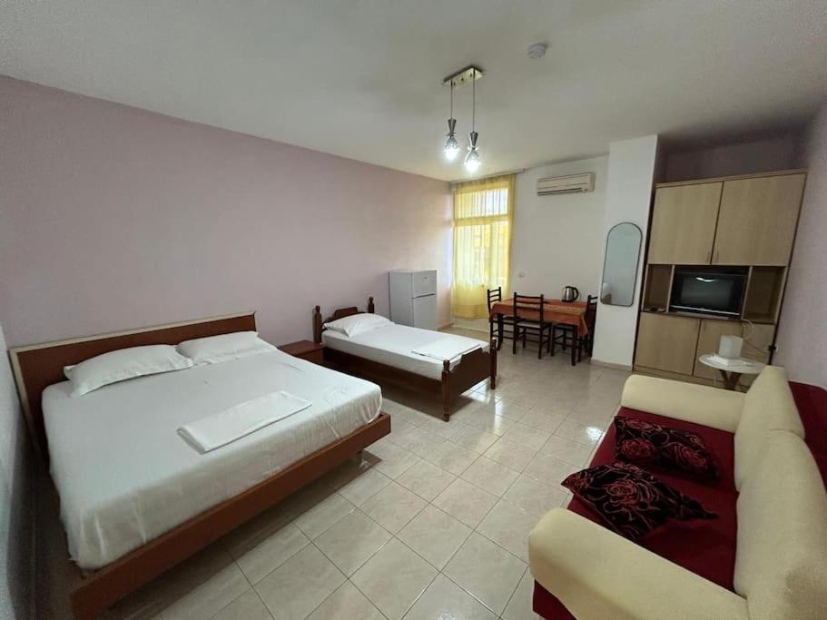 Rezidenca Hasanaj 23 - B&B Durazzo