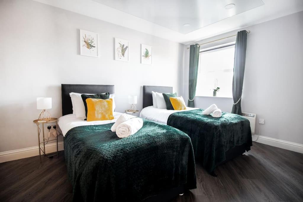St Austell Central Location Long Stay Free Parking - B&B