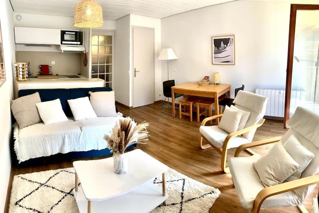 Appartement au pied des pistes et du telemix - Bed and Breakfast