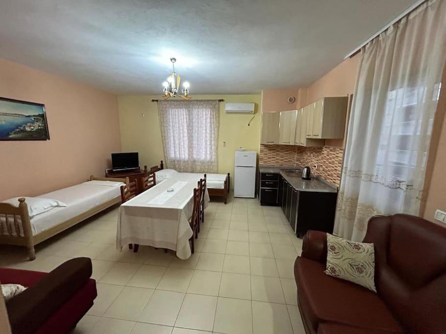 Rezidenca Hasanaj 32 - B&B Durazzo