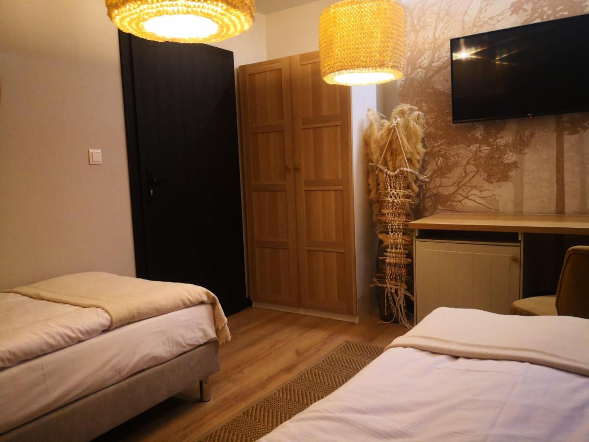 Tweepersoonskamer met Gedeelde Badkamer