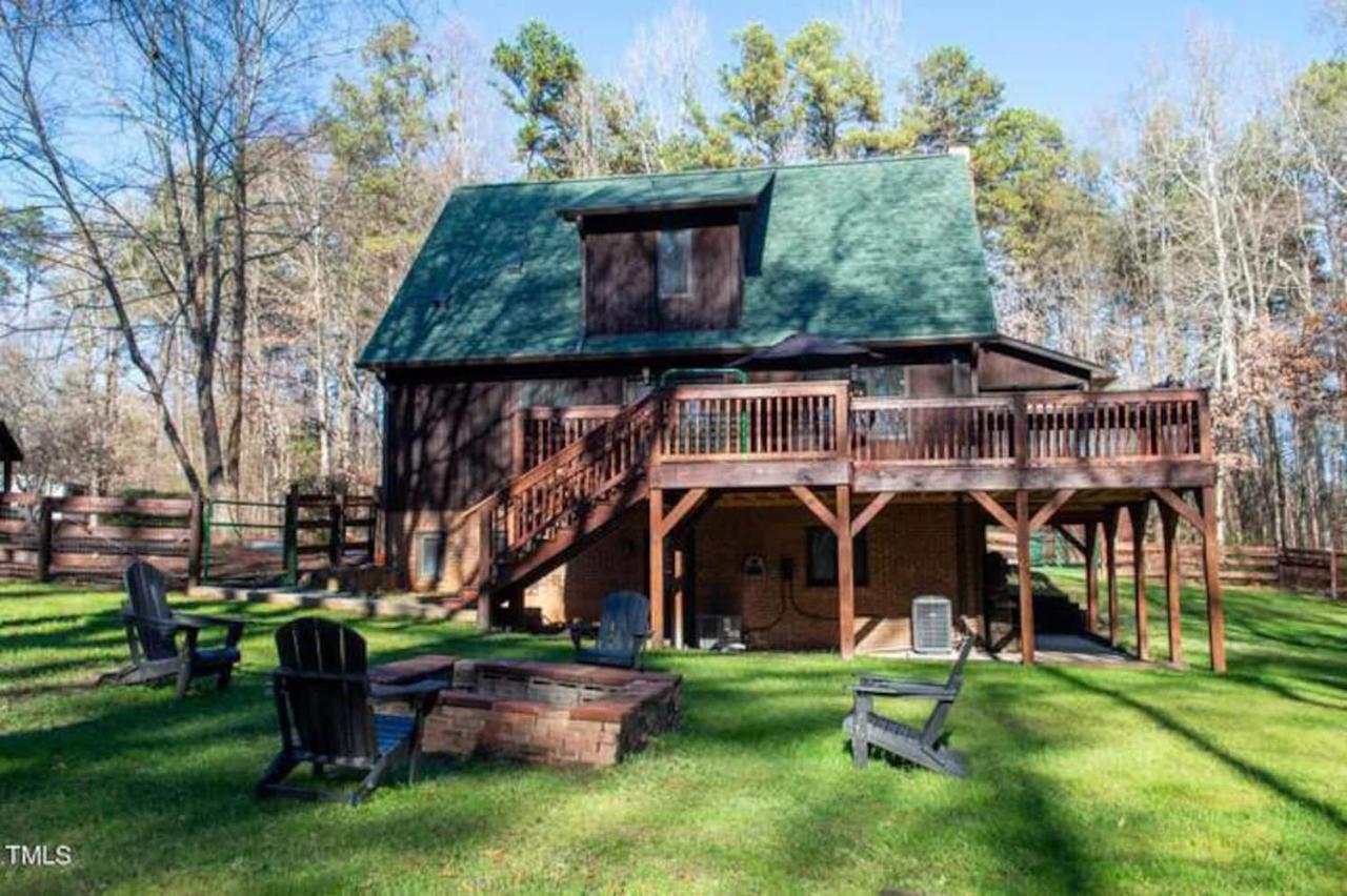 Whisper Chalet Reunions Groups 20 Plus Guests - B&B