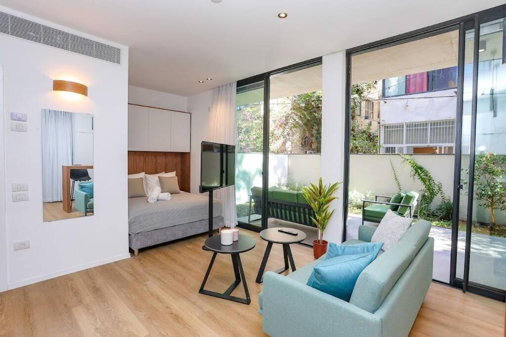 Luxury Garden Studio Apartment 3 - Chambres d’hôtes Tel-Aviv