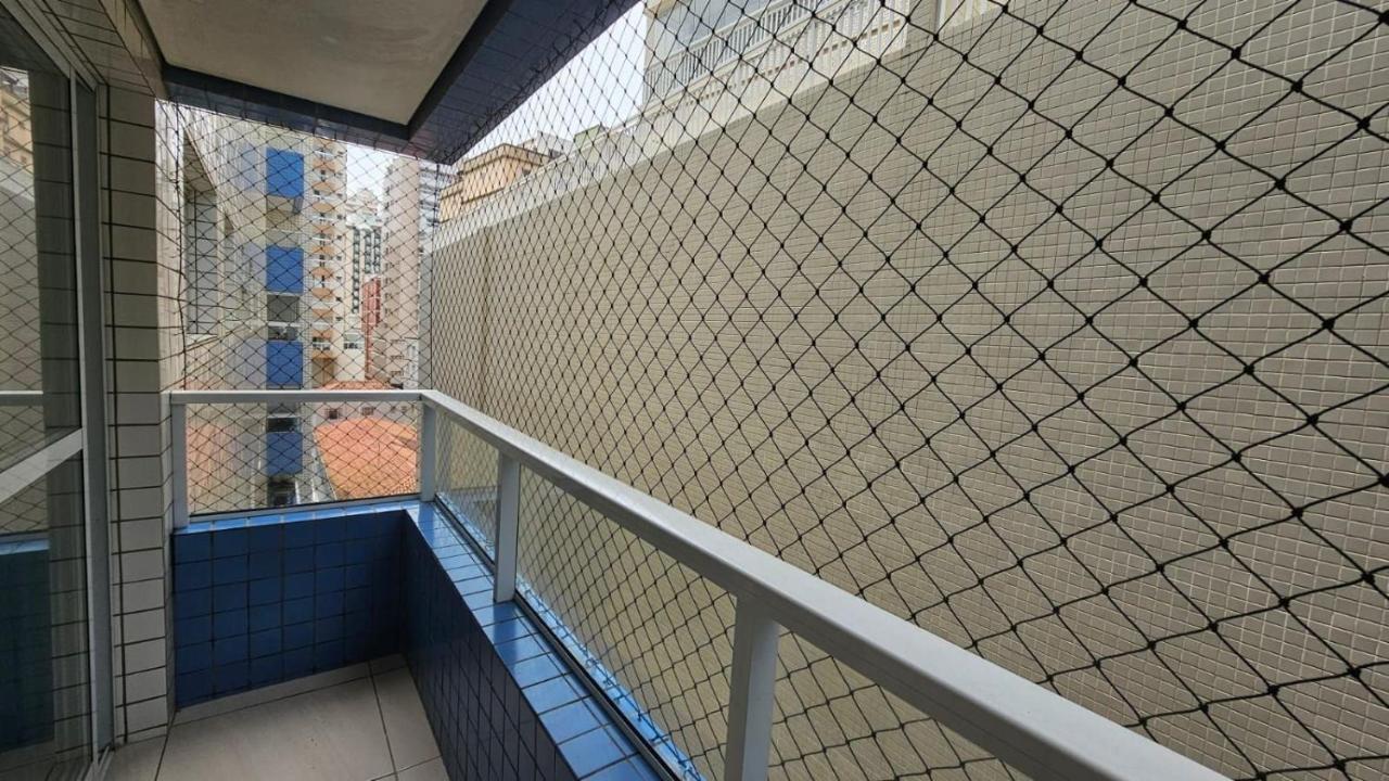 044 Aviação Beira Mar - 1 quarto - 10 metros da praia - WI FI 300mbps - Estacionamento Gratuito - B&B