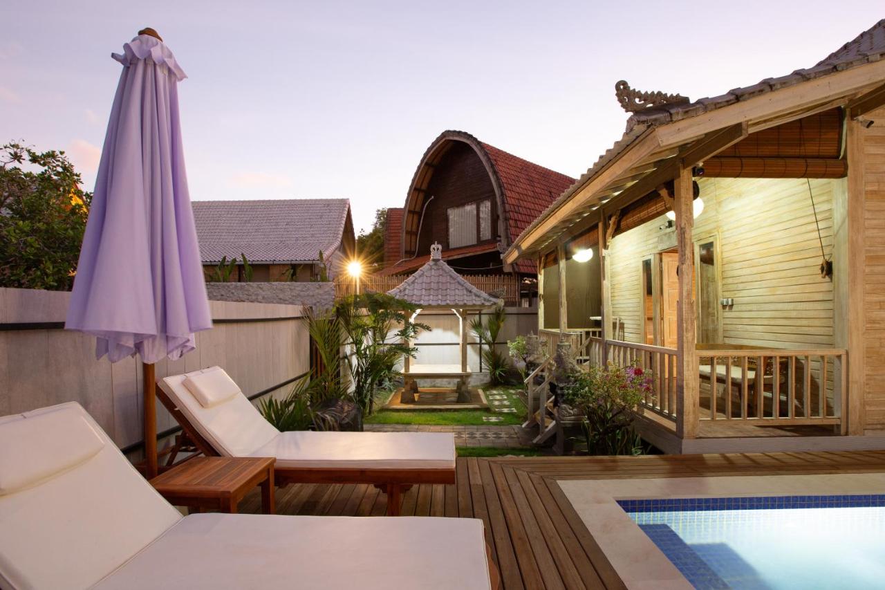 Dea Villa Padang Padang - B&B